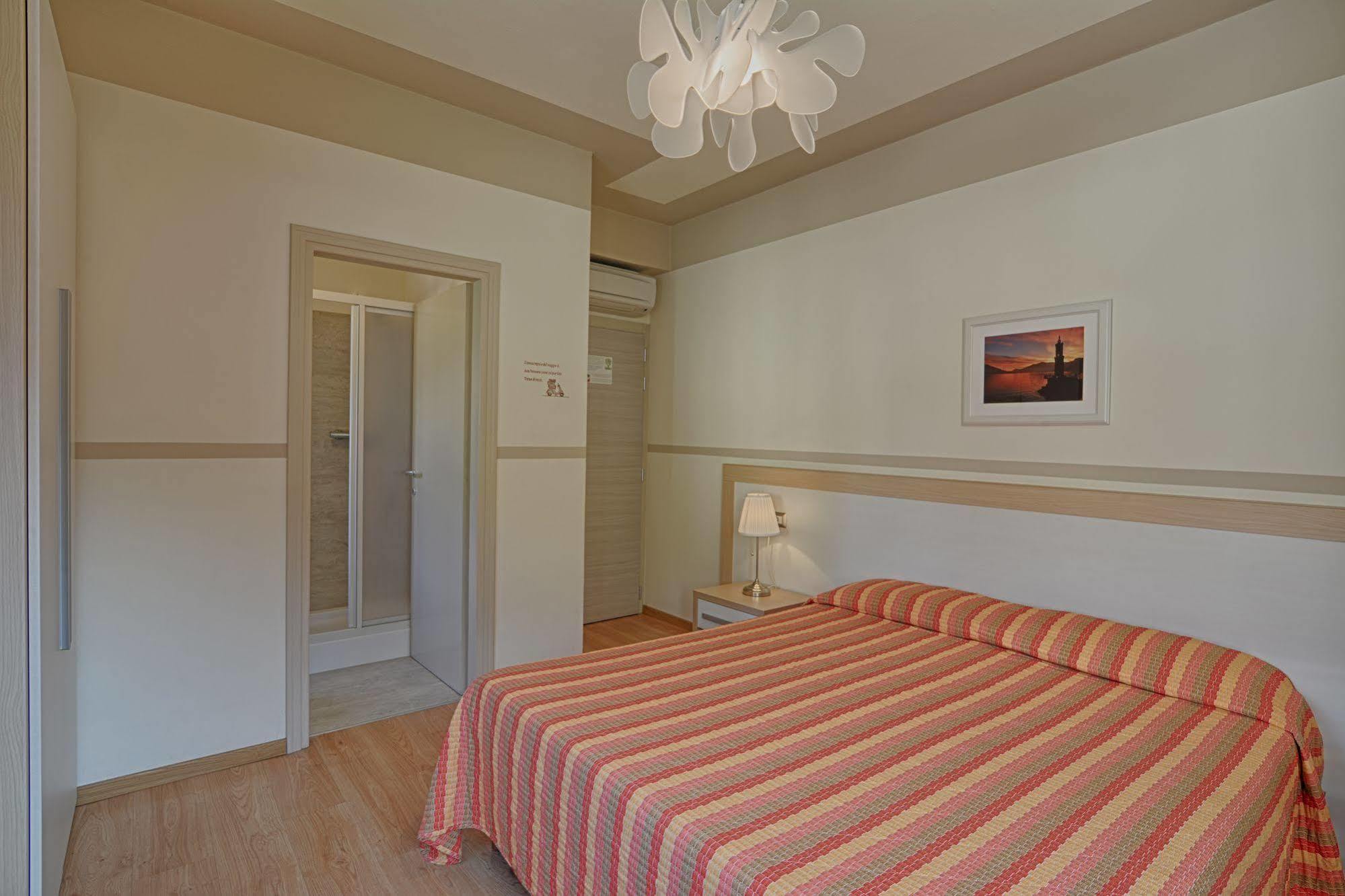 Hotel Europa - Sorico Bagian luar foto